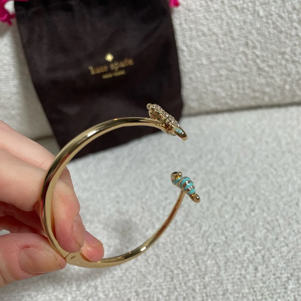 Kate‎ Spade Seahorse Paradise Found Crystal Gold Cuff Bracelet - Picture 4 of 8